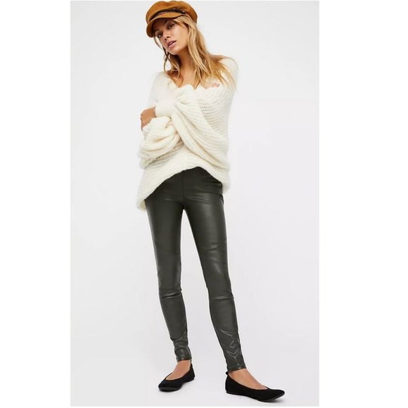 Free People Faux Leather Leggings Moss Green Size 29 - Picture 1 of 9